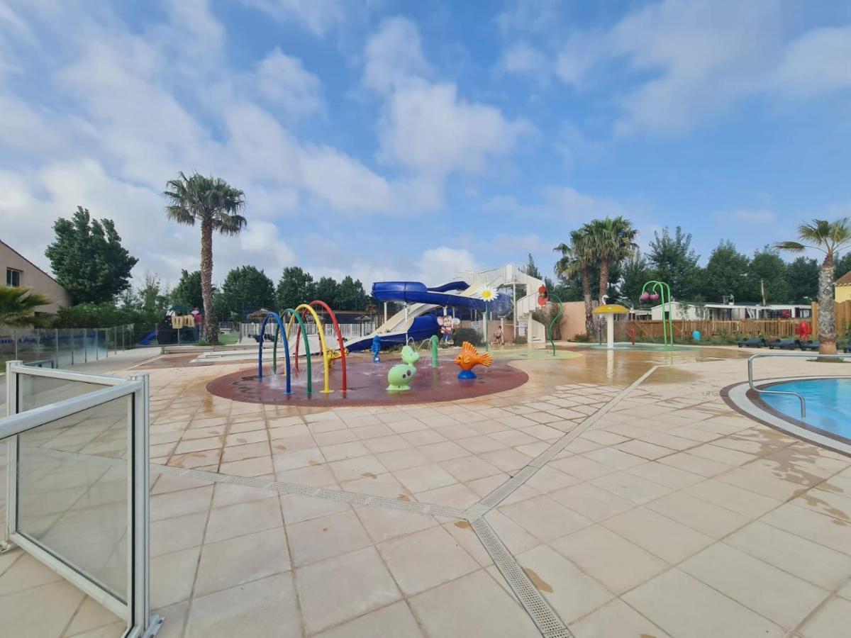 Hotel Les sables du midi à Valras-Plage Extérieur photo