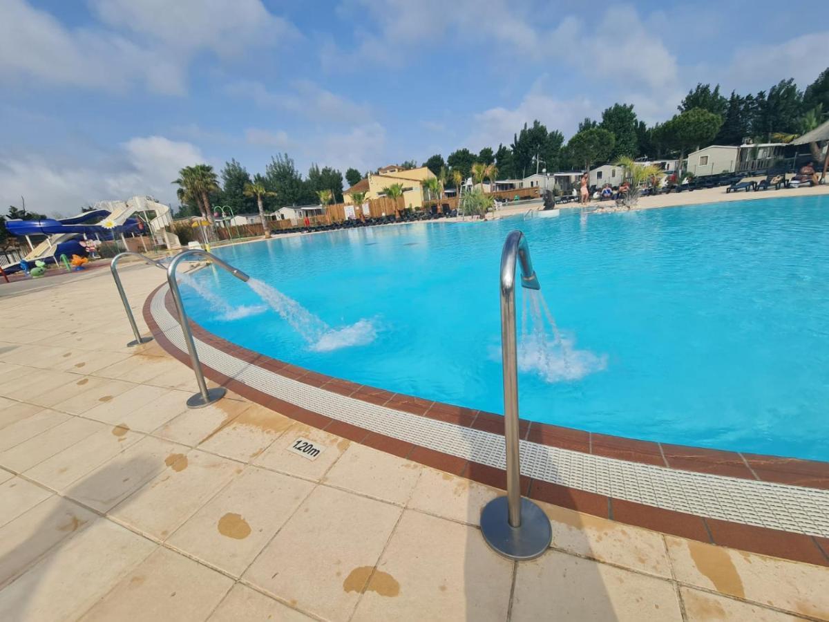 Hotel Les sables du midi à Valras-Plage Extérieur photo